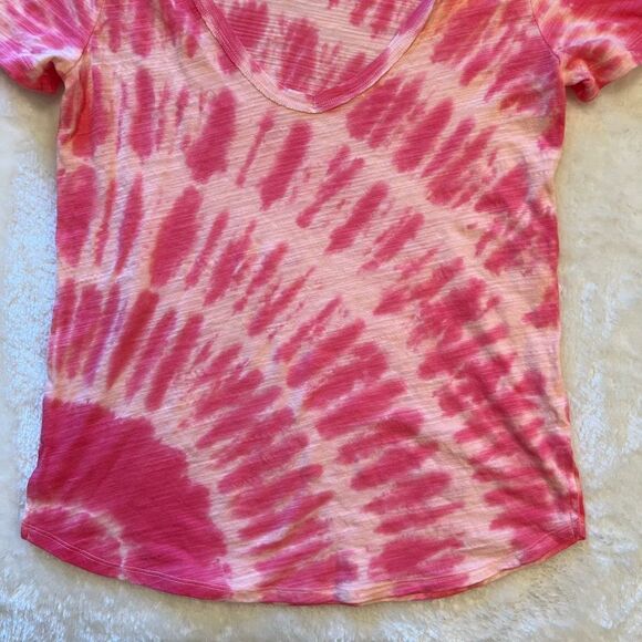 Pink VS Abstract Top - Picture 3 of 5